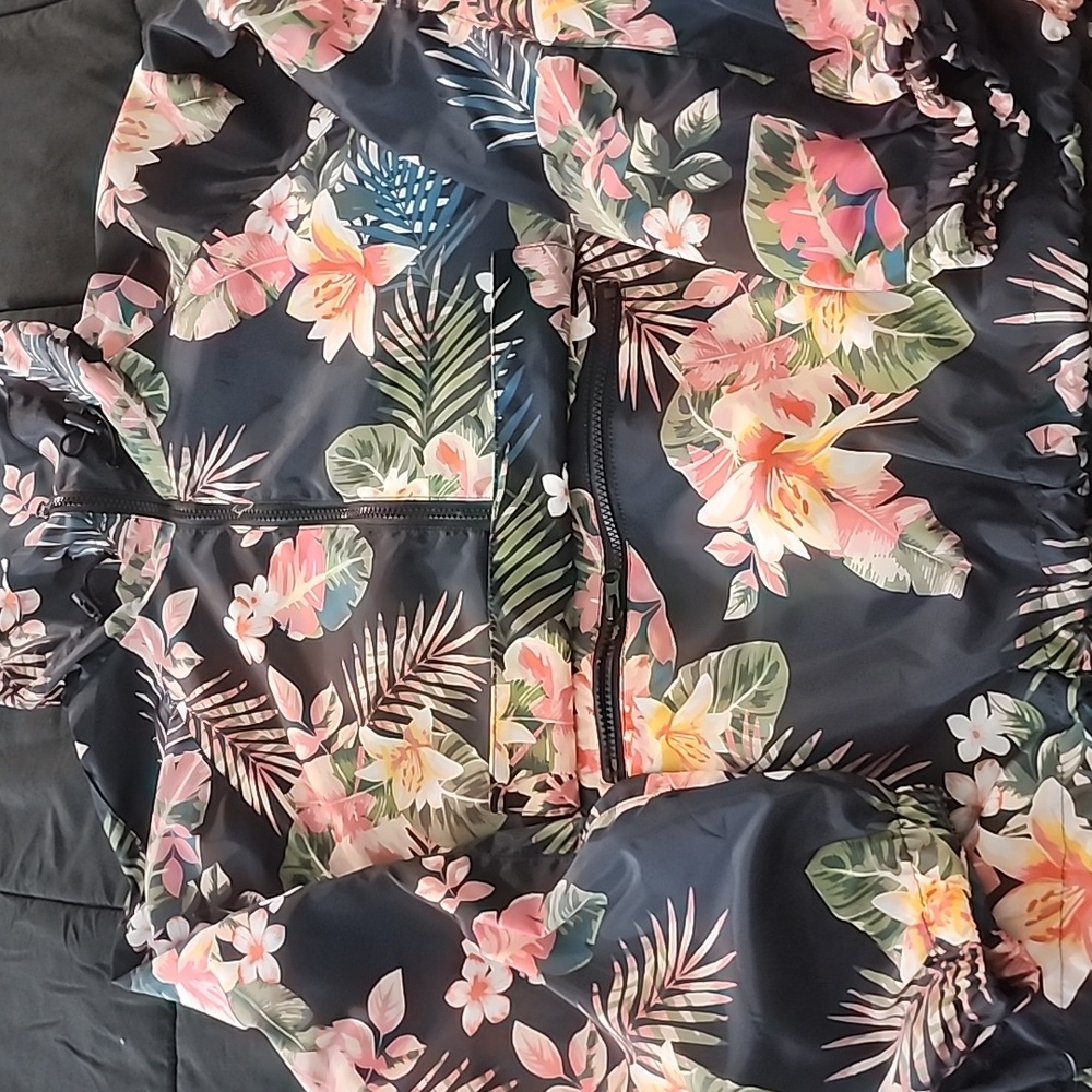 New Look Sport Floral Pullover Windbreaker Jacket